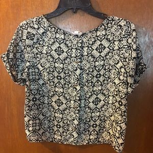a'gaci Tops - Black & White Blouse a'gaci Tops - Black & White Blouse